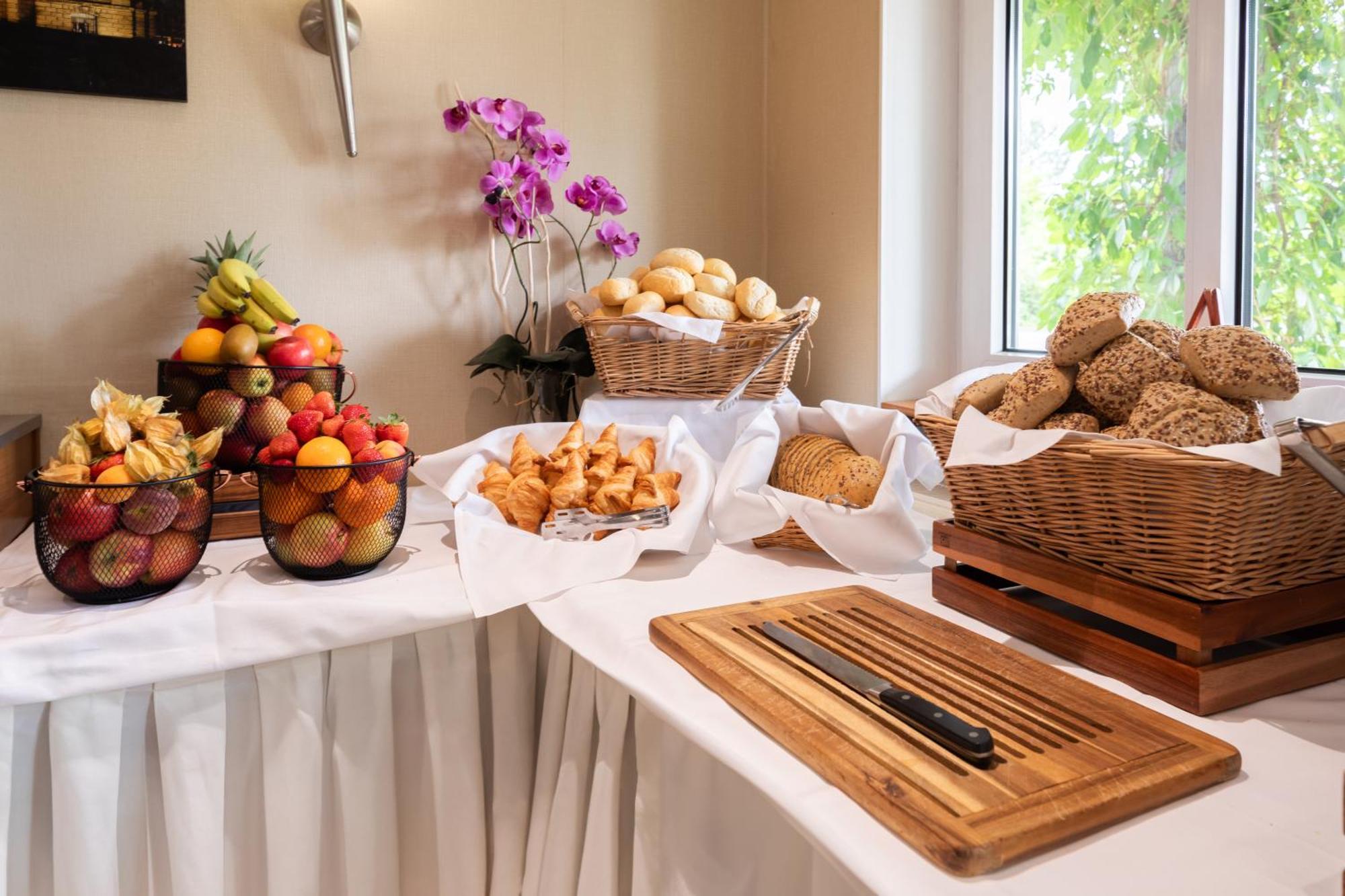 Garner Hotel Cottbus Sued By Ihg Ngoại thất bức ảnh