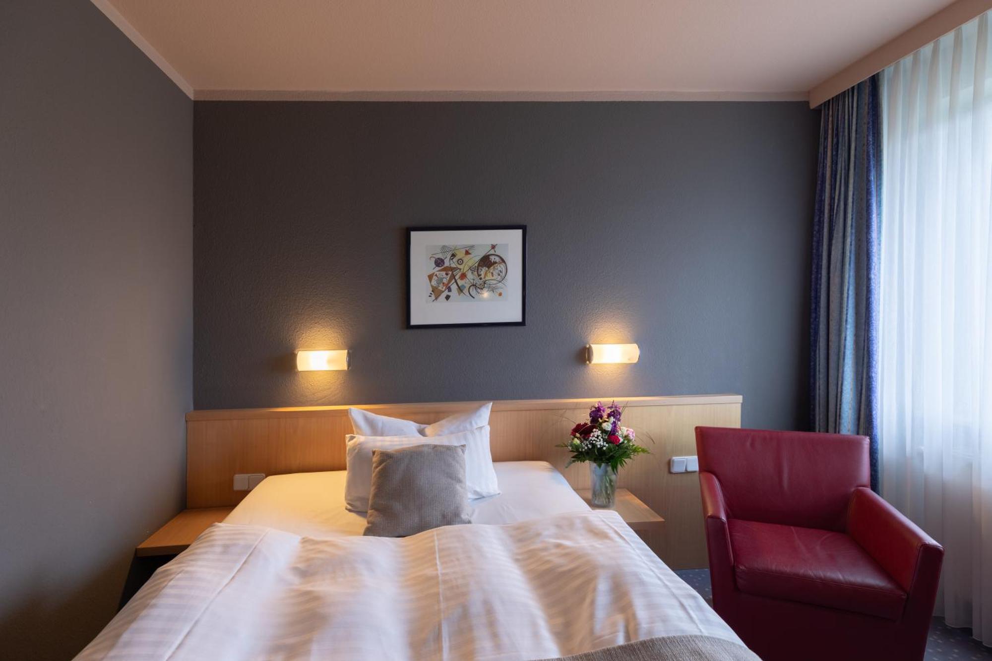 Garner Hotel Cottbus Sued By Ihg Ngoại thất bức ảnh