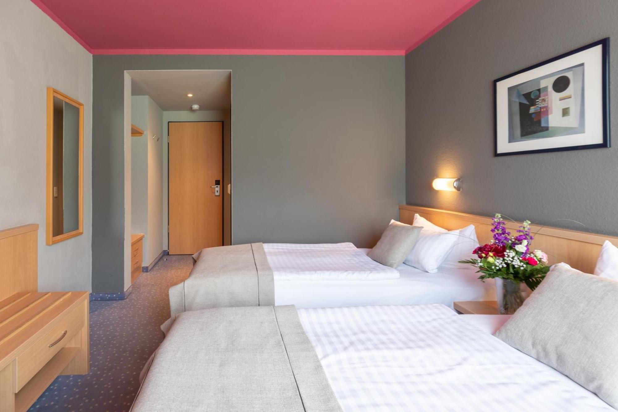 Garner Hotel Cottbus Sued By Ihg Ngoại thất bức ảnh