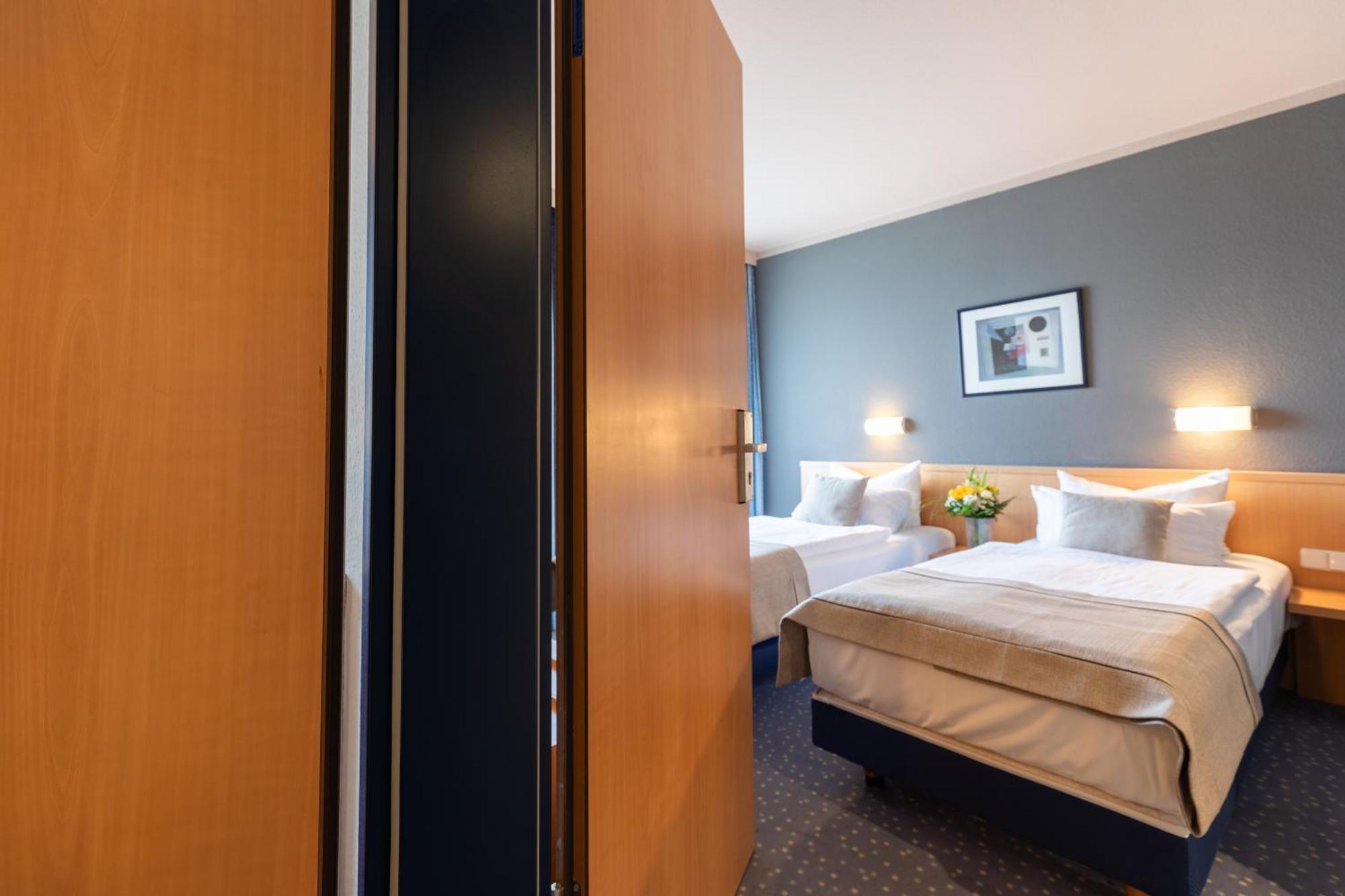 Garner Hotel Cottbus Sued By Ihg Ngoại thất bức ảnh