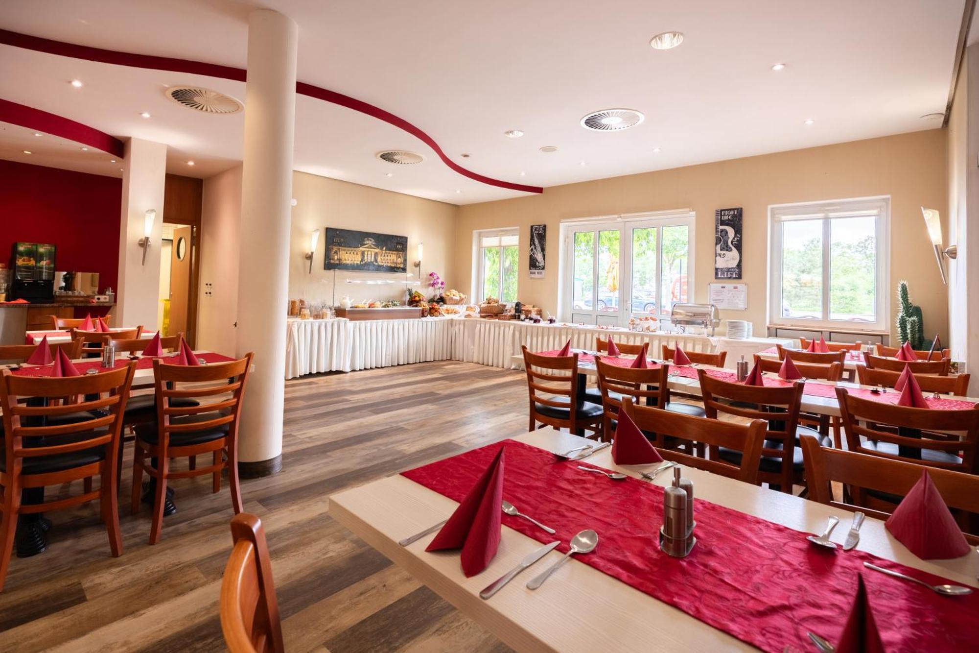 Garner Hotel Cottbus Sued By Ihg Ngoại thất bức ảnh